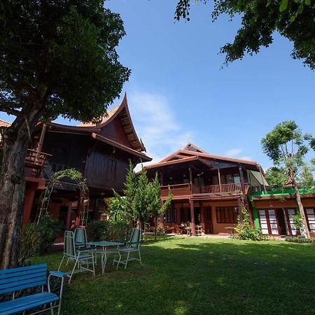 เรือนเขาใหญ่ Hotel ปากช่อง ภายนอก รูปภาพ